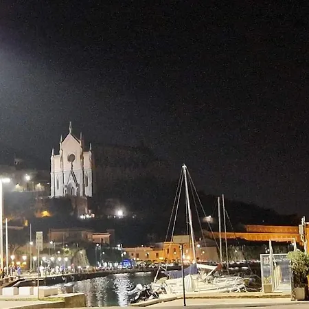 Vico 18 Maison d'hôtes Gaète